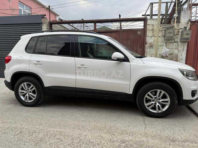Volkswagen Tiguan 2011, 225,126 km - 2.0 л - Bakı