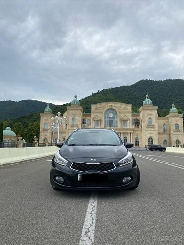 Kia Ceed 2013, 190,000 km - 1.6 l - Qəbələ