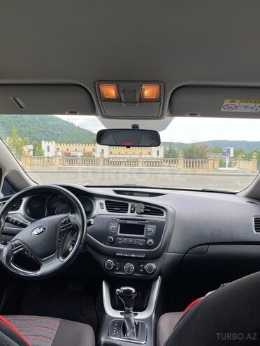 Kia Ceed 2013, 190,000 km - 1.6 l - Qəbələ