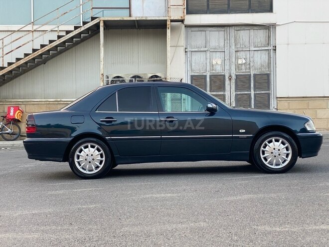 Mercedes C 220 2000, 351,000 km - 2.2 l - Bakı