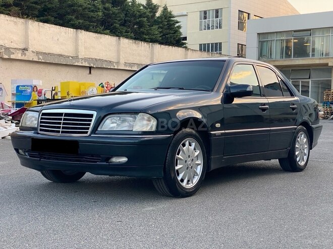 Mercedes C 220 2000, 351,000 km - 2.2 l - Bakı