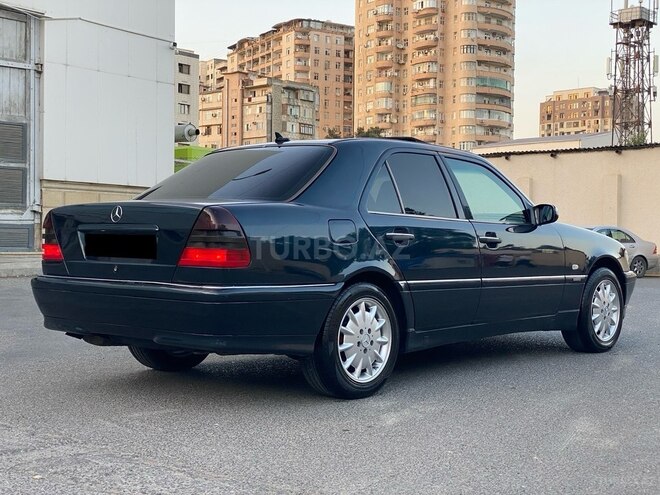 Mercedes C 220 2000, 351,000 km - 2.2 l - Bakı