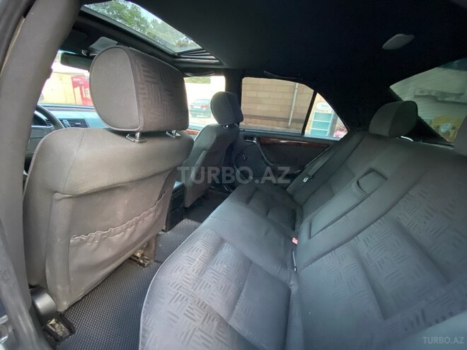 Mercedes C 220 2000, 351,000 km - 2.2 l - Bakı