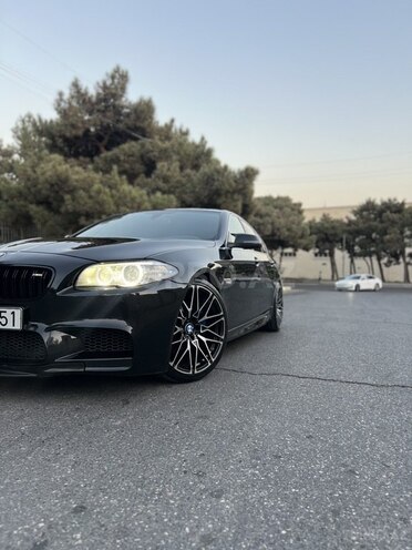 BMW 528 2014, 236,700 km - 2.0 л - Bakı