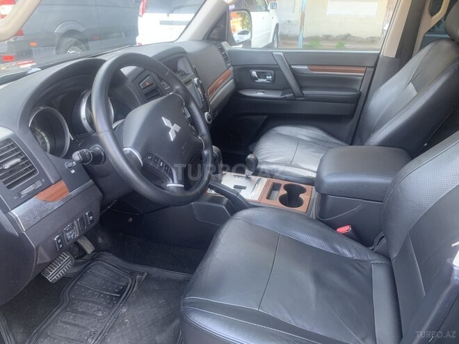 Mitsubishi Pajero 2008, 300,000 km - 3.0 l - Bakı