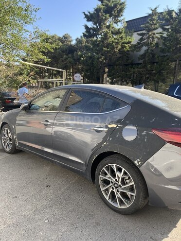 Hyundai Elantra 2019, 165,000 km - 2.0 l - Bakı