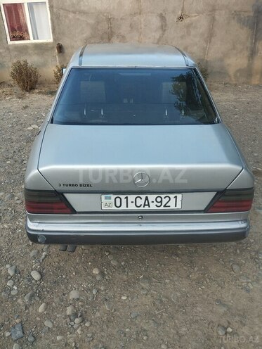 Mercedes E 300 1994, 700,000 km - 3.0 l - Füzuli