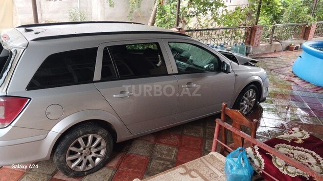 Opel Astra 2009, 368,752 km - 1.3 l - Cəlilabad