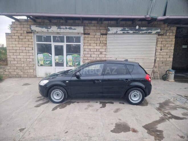 Kia Ceed 2007, 241,000 km - 1.4 l - Xudat