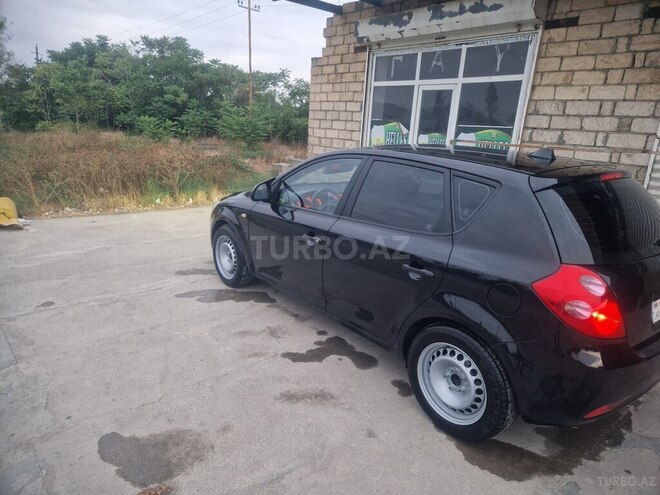 Kia Ceed 2007, 241,000 km - 1.4 l - Xudat