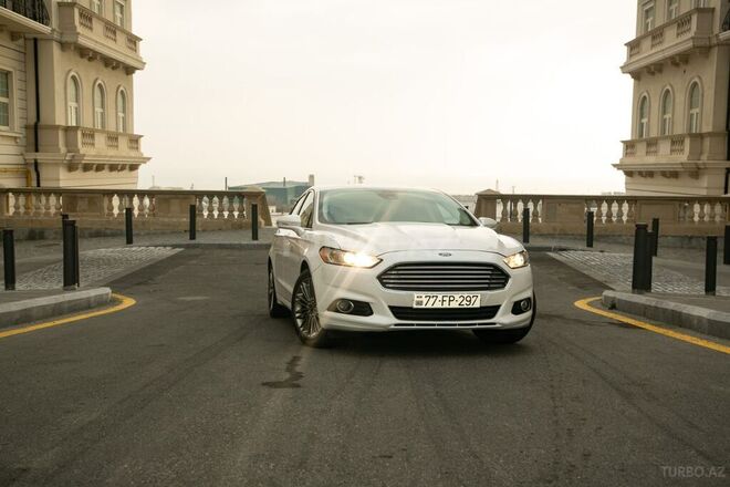 Ford Fusion (North America) 2013, 199,000 km - 2.0 л - Bakı