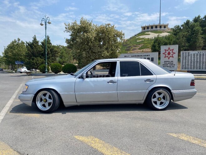 Mercedes 300 D 1993, 600,000 km - 3.0 l - Bakı