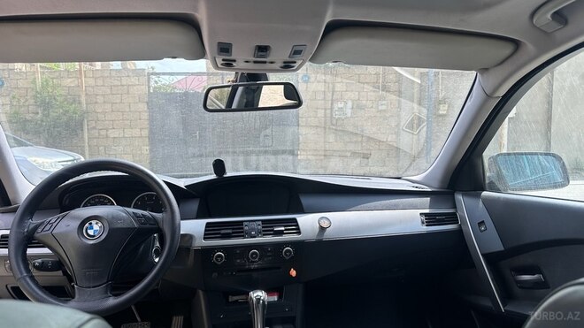 BMW 520 2004, 380,000 km - 2.2 l - Sumqayıt