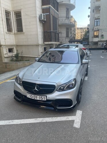 Mercedes E 350 4MATIC 2009, 272,000 km - 3.5 л - Xırdalan