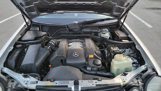 Mercedes E 240 1997, 260,000 km - 2.4 l - Bakı