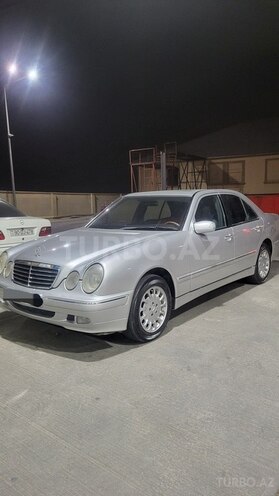 Mercedes E 240 1997, 260,000 km - 2.4 l - Bakı