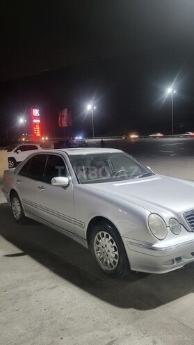 Mercedes E 240 1997, 260,000 km - 2.4 l - Bakı