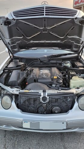 Mercedes E 240 1997, 260,000 km - 2.4 l - Bakı