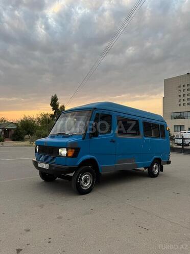 Mercedes 208 D 1992, 410,000 km - 2.3 l - Sabirabad