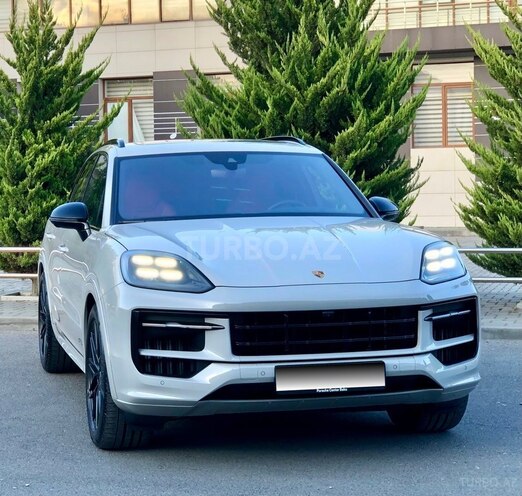 Porsche Cayenne GTS 2024, 17,000 km - 4.0 l - Bakı