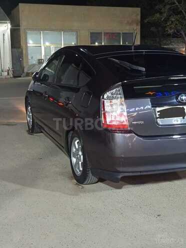 Toyota Prius 2007, 270,000 km - 1.5 l - Salyan