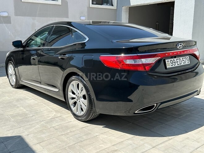 Hyundai Grandeur 2012, 207,579 km - 2.4 л - Bakı