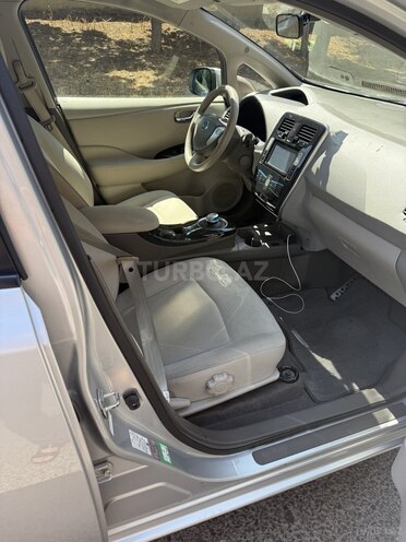 Nissan Leaf 2011, 106,400 km - 0.0 l - Bakı