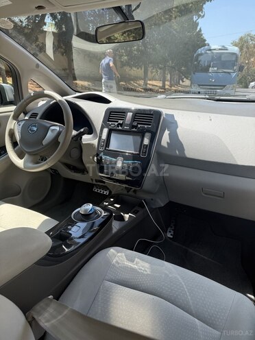Nissan Leaf 2011, 106,400 km - 0.0 l - Bakı