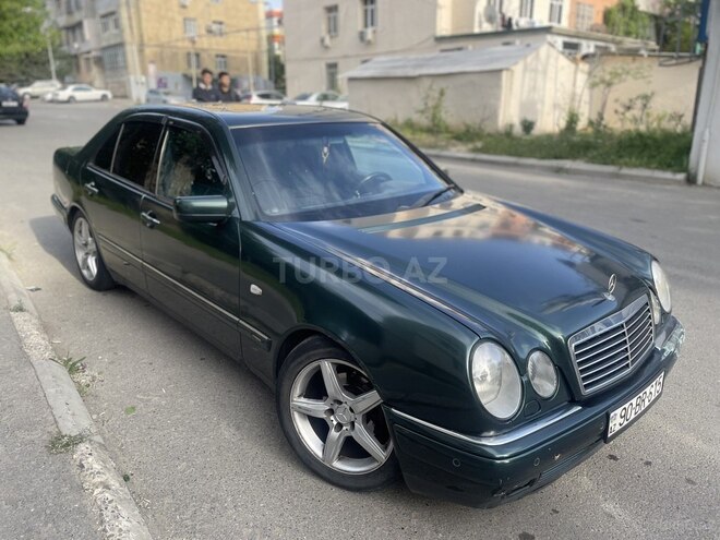 Mercedes E 240 1997, 317,466 km - 2.4 l - Bakı