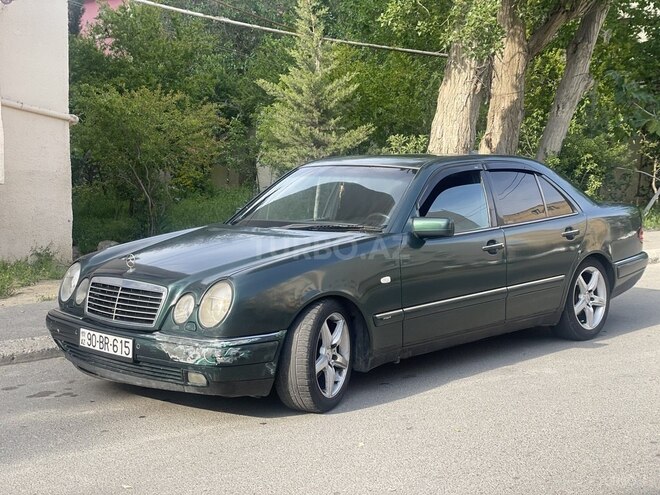 Mercedes E 240 1997, 317,466 km - 2.4 l - Bakı