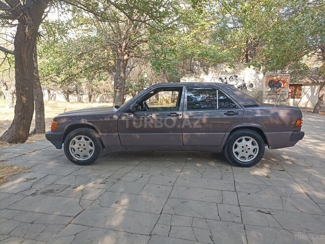 Mercedes 190 1991, 21,346 km - 2.0 л - Bakı