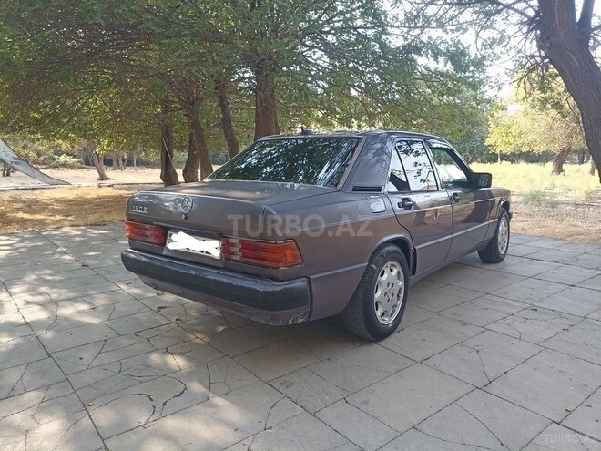 Mercedes 190 1991, 21,346 km - 2.0 л - Bakı