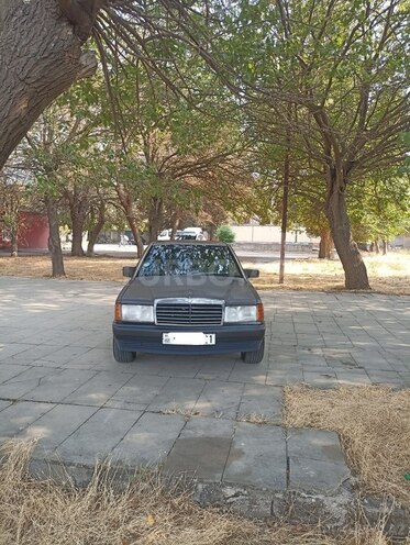 Mercedes 190 1991, 21,346 km - 2.0 л - Bakı