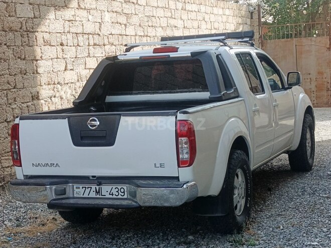 Nissan Navara 2014, 414,000 km - 2.5 l - Bakı