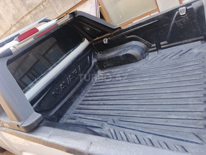 Nissan Navara 2014, 414,000 km - 2.5 l - Bakı