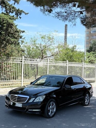 Mercedes E 250 2011, 265,000 km - 2.1 l - Bakı