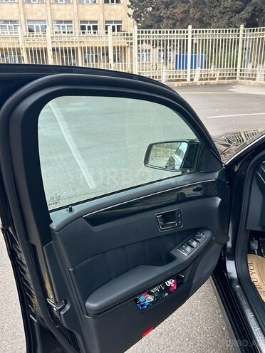 Mercedes E 250 2011, 265,000 km - 2.1 l - Bakı