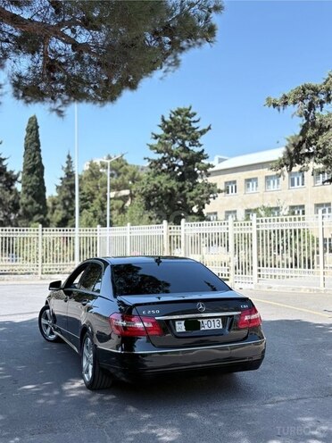 Mercedes E 250 2011, 265,000 km - 2.1 l - Bakı