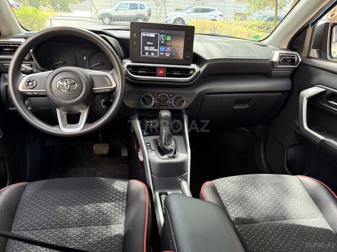 Toyota Raize 2022, 22,400 km - 1.0 l - Bakı