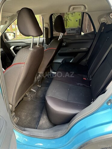 Toyota Raize 2022, 22,400 km - 1.0 l - Bakı