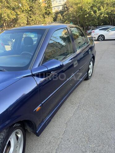Opel Vectra 1999, 304,000 km - 1.6 l - Bakı