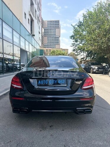 Mercedes E 43 4MATIC 2017, 88,000 km - 3.0 l - Bakı
