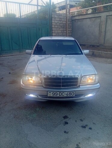 Mercedes C 180 1999, 240,000 km - 1.8 l - Bakı
