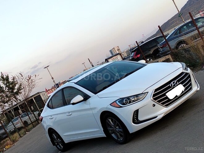 Hyundai Elantra 2018, 160,934 km - 2.0 l - Bakı