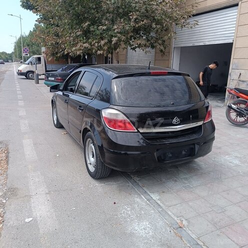 Opel Astra 2005, 250,000 km - 1.4 l - Mingəçevir