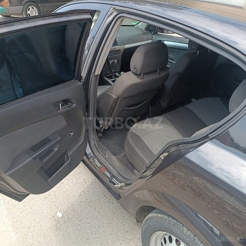 Opel Astra 2005, 250,000 km - 1.4 l - Mingəçevir