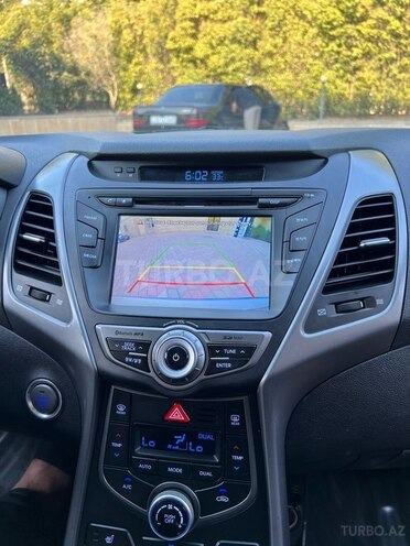 Hyundai Avante 2015, 181,000 km - 1.6 л - Bakı