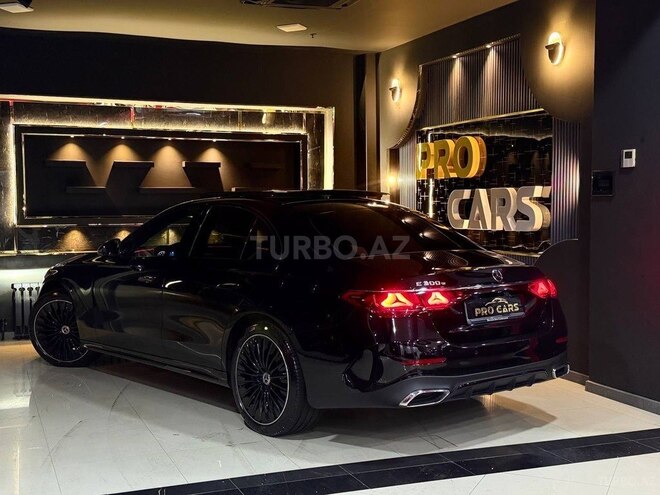 Mercedes E 300 e 2024, 27,000 km - 2.0 l - Bakı