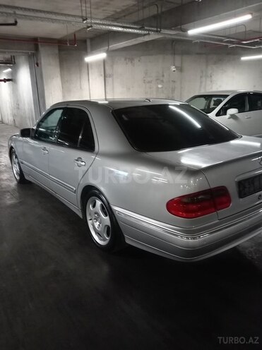 Mercedes E 320 2001, 357,000 km - 3.2 л - Bakı
