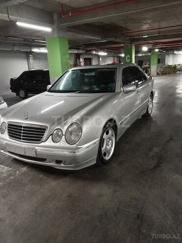 Mercedes E 320 2001, 357,000 km - 3.2 л - Bakı
